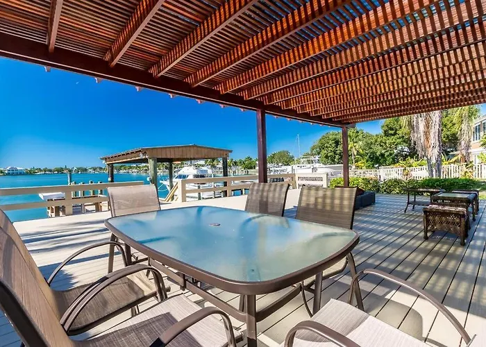 Casa de férias Amazing Water Front View Newly Renovated 3bd 2bth Clearwater Beach